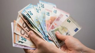 Deutsche Bank'ın dolar ve euro değerlendirmesi
